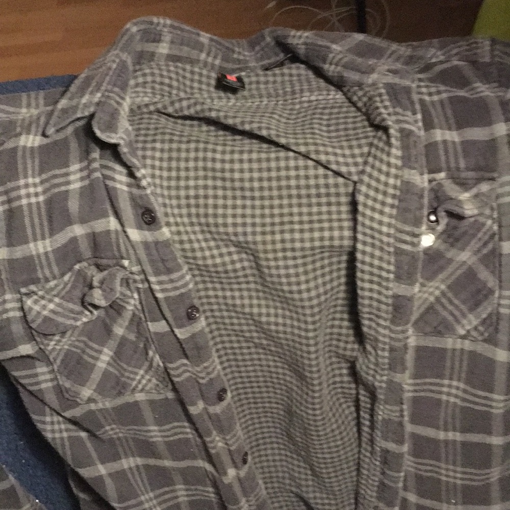 Independent flannel